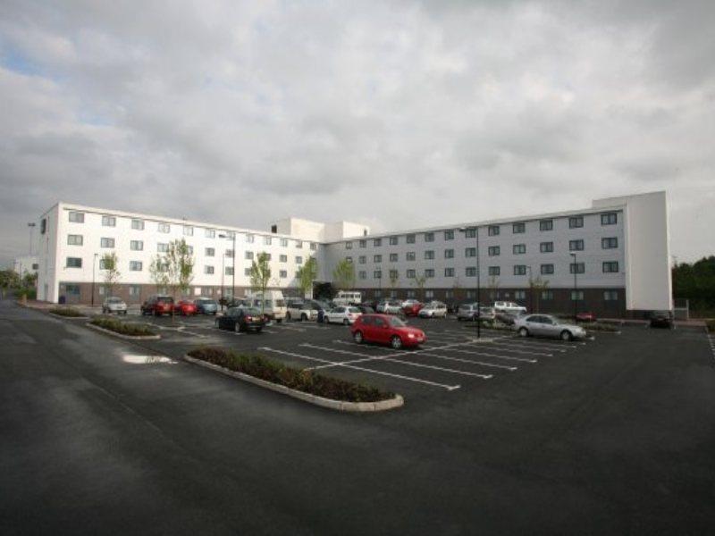 Holiday Inn Express Manchester Airport Ringway Zewnętrze zdjęcie