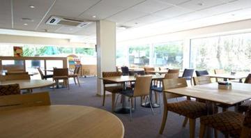 Holiday Inn Express Manchester Airport Ringway Zewnętrze zdjęcie